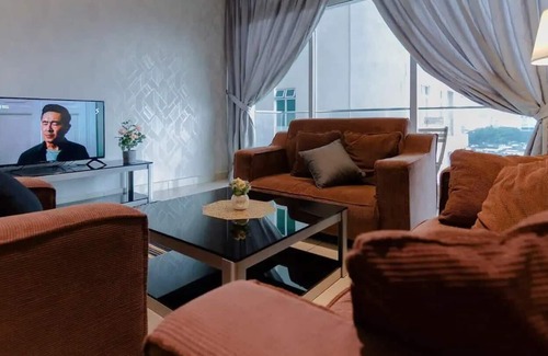 Taman Century Appartement | Stylish 3BR KSL DEsplanade Residence, FREE Parking