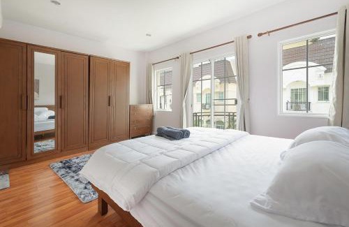 Prawet Appartement | Stylish 3BR Townhouse Near Rama9
