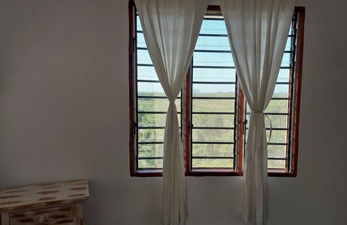 Malindi Marine National Park Maison | Stylish - 4 Bedroom Round Villa - With Pool