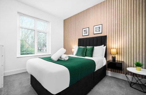 Birmingham Maison | Stylish 4 Bedroom Townhouse - Edgbaston - Near Birmingham City Centre - Sleeps 8 - Parking - 578P