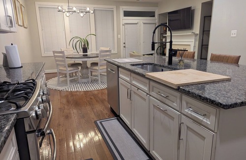 Rockville Maison | Stylish 4BR/3BA Townhome in Crown Gaithersburg, Walk to Rio, Pool, & Restaurants