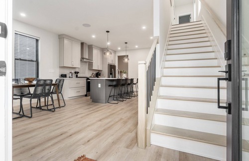Merion Village Maison | Stylish 4BR in Merion Village PD
