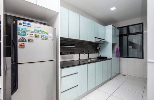 Johor Bahru Appartement | Stylish 4BR Near Paradigm Mall, Pool, Free Parking