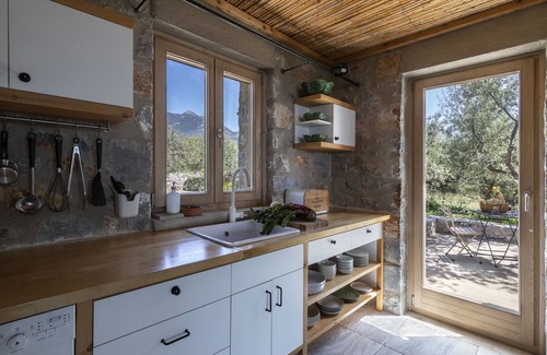 Lefktron Villa | Hébergement élégant et unique expérience Villa à la villa de l'architecte