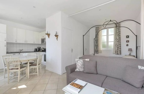 Notre-Dame Appartement | Appartement de charme et confortable avec terrasse, à proximité du Château