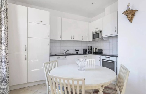 Notre-Dame Appartement | Appartement de charme et confortable avec terrasse, à proximité du Château