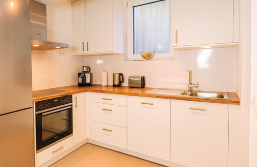 Neuhadern Appartement | Stylish-Apartment - 100qm | Terrasse | Netflix