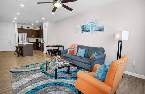 Draper Appartement | Stylish Apartment - Hottub/Parking/Gym/FastWifi/PetFriendly/Coffee Provided