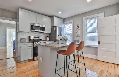 North Andover Appartement | Stylish Apartment Near Downtown, Highways, Boston