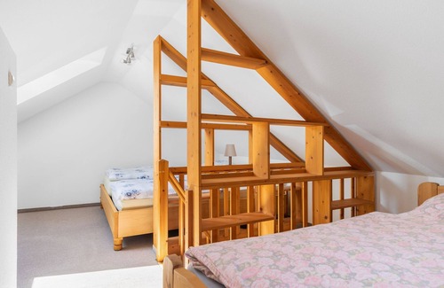 Weidhausen Appartement | Appartement de vacances élégamment meublé avec terrasse dans un endroit calme à Sonneberg