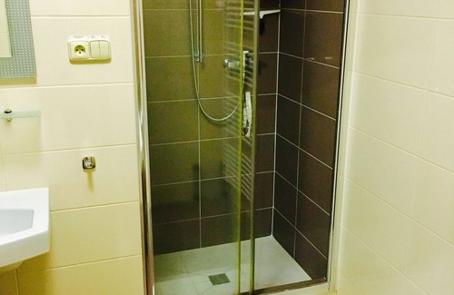 Old Town Appartement | Apt élégant Blue Bratislava-Great Location! AC GRATUIT + WIFI + Lave-linge et sèche-linge