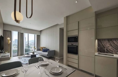 Golden Triangle Hôtel | Stylish Apt Ste 2 BR Premier Bukit Bintang Breakfast