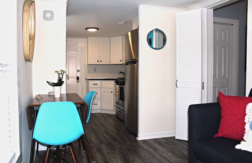 Ocean Grove Appartement | Brand New Beach Apt - 4 pâtés de maisons de la plage et 2 pâtés de maisons du centre-ville d'Asbury