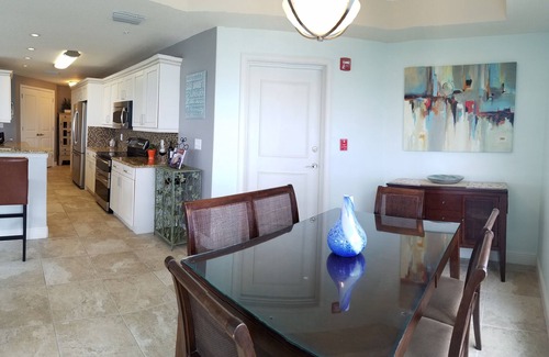 New Smyrna Beach Copropriété | Condo élégant face à la plage avec vue spectaculaire!
