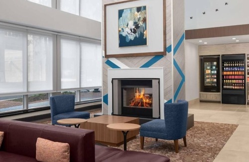 Bethesda Hôtel | Stylish Bethesda Room Pet Friendly With Access To NIH And DC