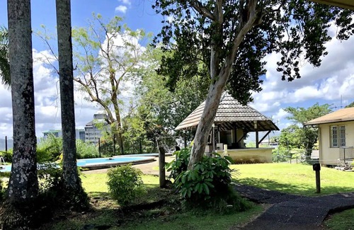 Suva Appartement | Stylish & Bright in the Heart of Suva ~ Queen Bed!