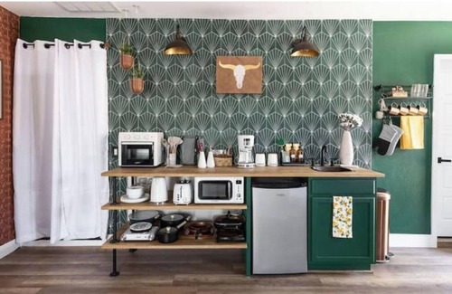 Tempe Appartement | Stylish Casita w/Kitchenette, Workspace & Firepit
