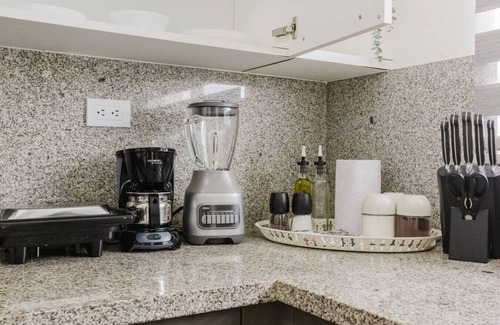 Lope De Vega Copropriété | Stylish, City Center Condo, Fast Wi-Fi, Full AC...