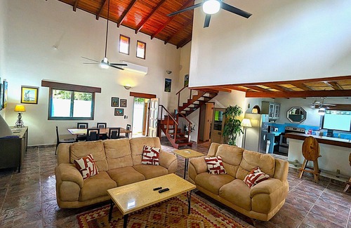 Barrio Las Parcelas Appartement | Stylish Colorful & Cozy Tropical Private Bedroom