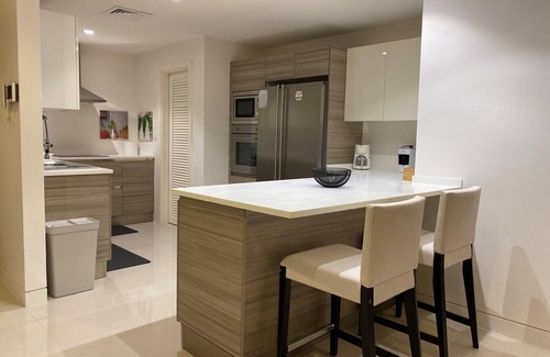 Jeddah Appartement | stylish condo * gym * shaded parking * super location