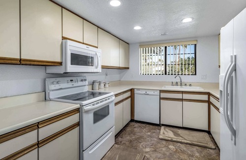Palm Springs Copropriété | Stylish Condo with Private Pool & & Panoramic View