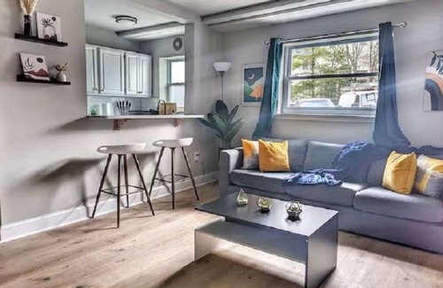 Potomac West Maison | Stylish & Cozy #1 8 mins to DCA & Washington DC