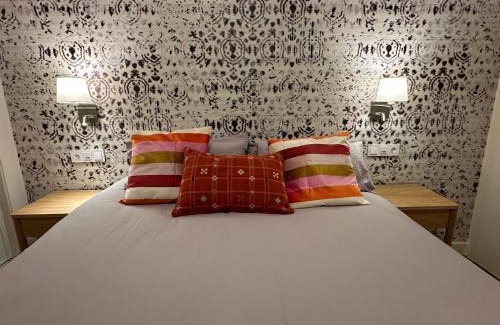 Imperial Appartement | Stylish & Cozy 1BR Steps from Royal Palace | By Airnest