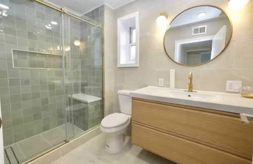 Forest Hill Appartement | Stylish & Cozy Apartment near EWR w/King bed and Central AC