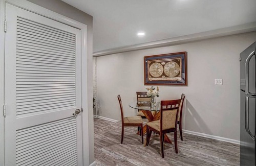 Columbia Heights Maison | Stylish DC Getaway Free Parking