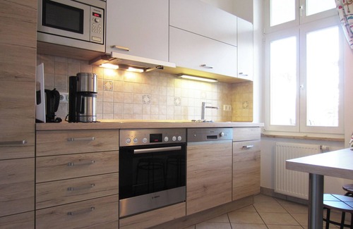 Kuhlungsborn Ost Appartement | Stylish vacation apartment with covered balcony, pets welcome