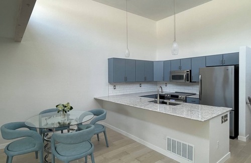 Lower Arapahoe Copropriété | Stylish Downtown 2BR Condo in West End