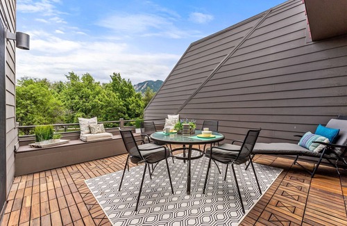 Lower Arapahoe Copropriété | Stylish Downtown 2BR Condo in West End