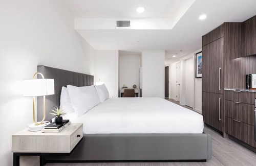 Downtown Vancouver Hôtel | Stylish Downtown Studio Apartment in Vancouver's Beach District
