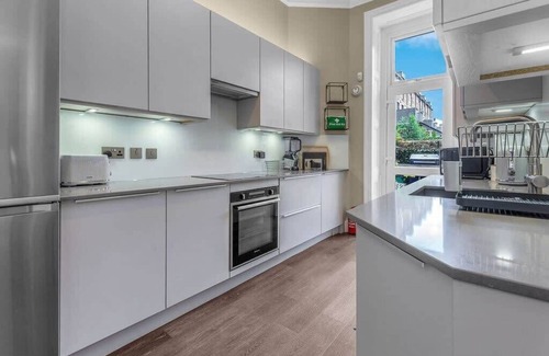 Bonnington Appartement | Stylish Elegance in City's Heart