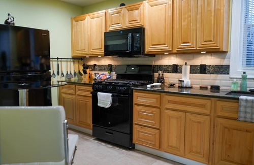 East Texas Maison | Stylish, entire 3-bedroom, 1.5 bath, single house.