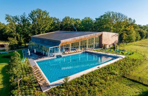 Maubray Maison | Lodge paisible avec sauna par belvilla