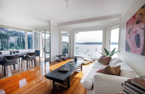 Point Piper Appartement | Stylish & Exclusive Beachfront/Waterfront unit in Point Piper, Sydney Harbour