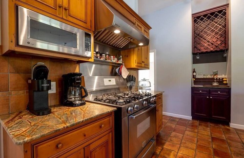 Town of Schodack Maison | Modern Farm Home 2hr NYC & BOS Peaceful WIFI