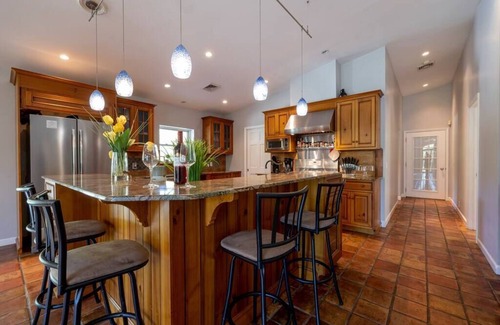 Town of Schodack Maison | Modern Farm Home 2hr NYC & BOS Peaceful WIFI