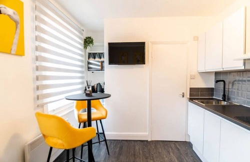 Hillrise Appartement | Stylish Finchley Studio, 10 Min Walk to Archway Tube