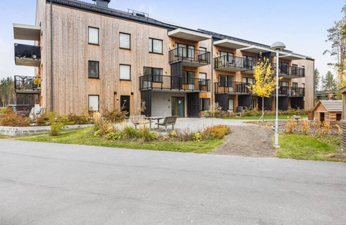 Upplands-Bro Municipality Appartement | Stylish Flat Just 35 Min from Stockholm Central