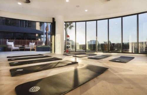 Fortitude Valley Appartement | Stylish Fortitude Valley Accommodation Sleeps 6 Resort Amenities
