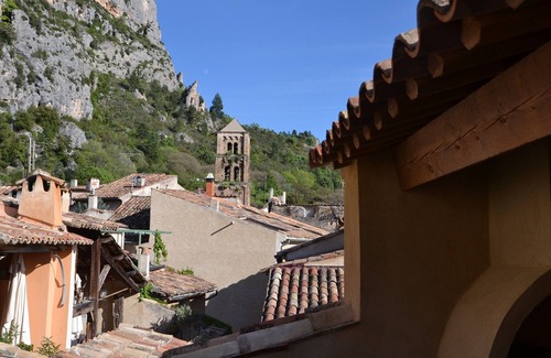 Moustiers-Sainte-Marie Maison | Charmante maison de village classée 4 * avec grande terrasse et vue panoramique