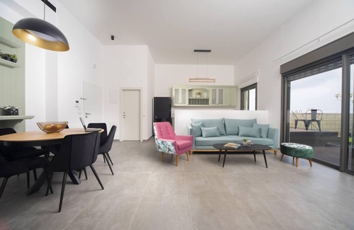 Nahariya Appartement | Stylish Garden Apartment near Akhziv Beach