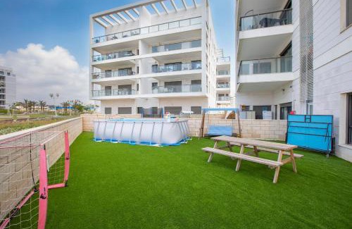 Nahariya Appartement | Stylish Garden Apartment Close to Akhziv Beach by Sea N' Rent