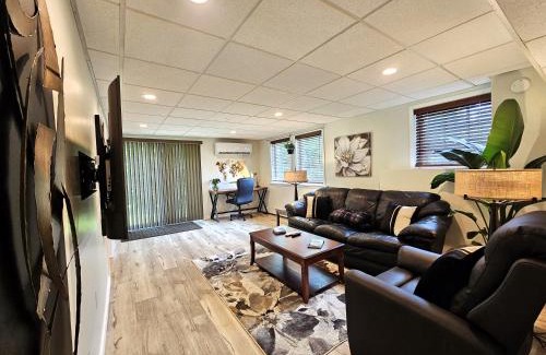 Old Town Appartement | Stylish Guest Suite - Close to Orono and Bangor!
