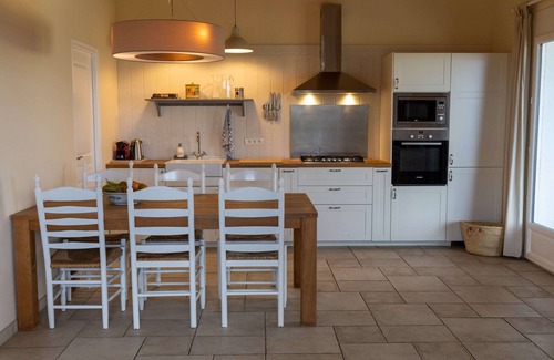 Raissac-sur-Lampy Maison | Maison de vacances élégante pour 6 w. piscine partagée et vue magnifique près de Carcassonne