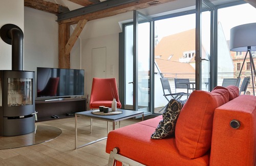Old Town Copropriété | Stylish holiday apartment in the heart of the old town with loggia, fireplace etc.