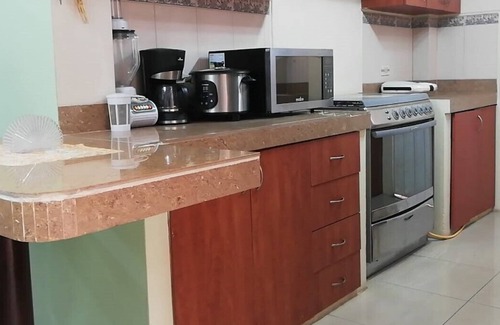 Samborondon Maison | Stylish home, 4 mins away from a Mall with great relaxing vibes