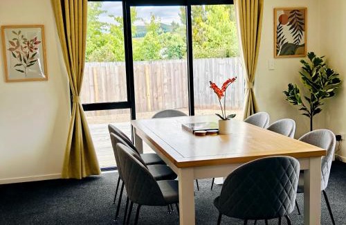Pukehangi Maison | Stylish Home Away from Home